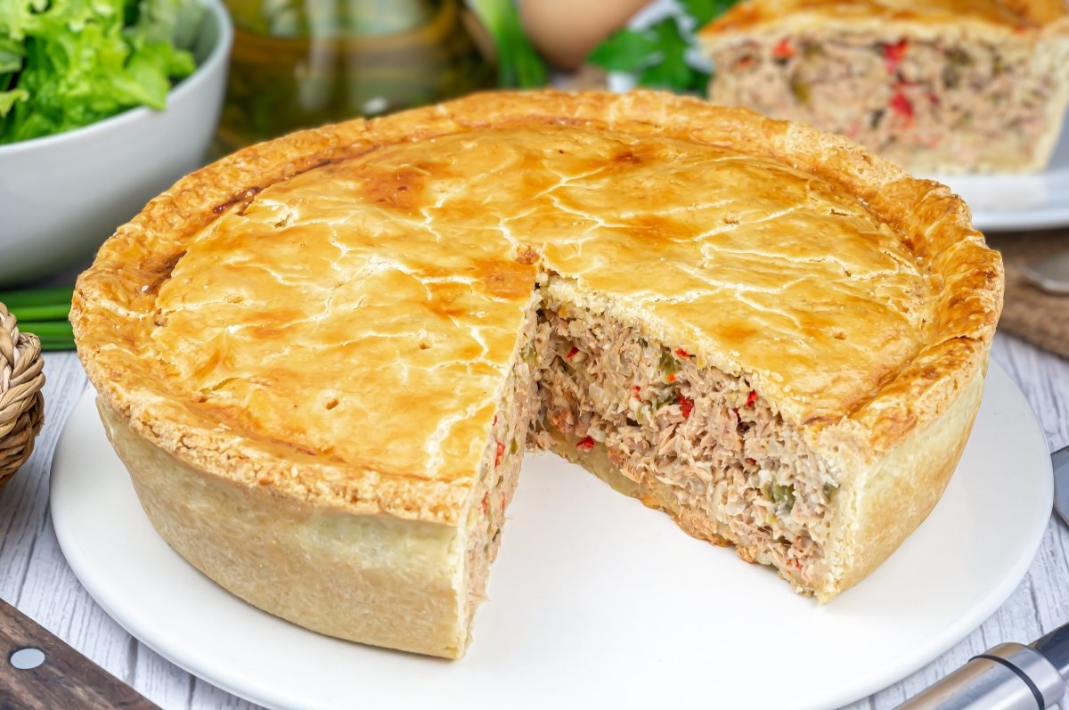 Tarta de Atún: Your Versatile & Nutritious Meal Solution